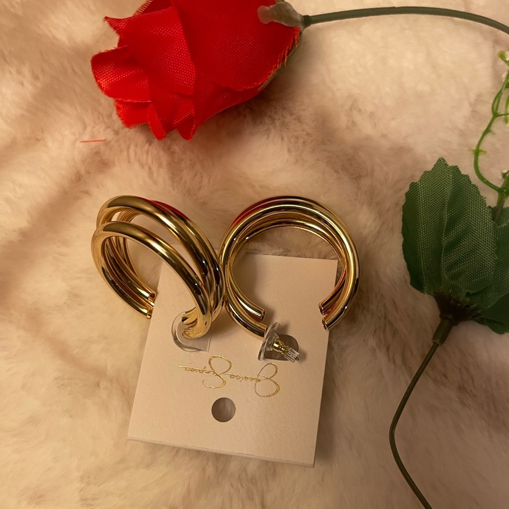 Earrings on gold Jessica simpson